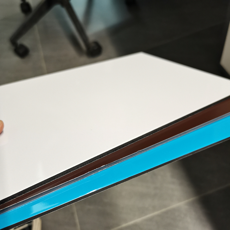 Tabela için 3mm PE Alüminyum Kompozit Panel 2440mm Parlak Renk