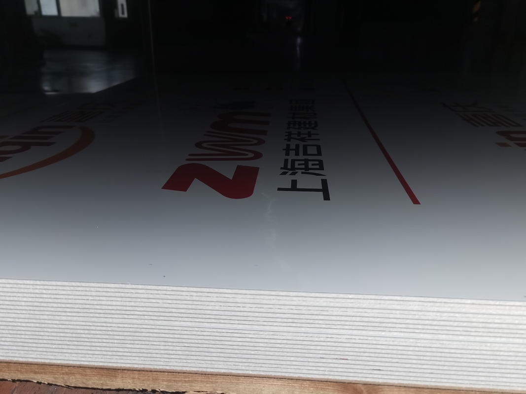 Ateş geçirmez korozyon önleyici alüminyum kompozit panel kaplama, perde duvarı, kapak iç dekorasyon için