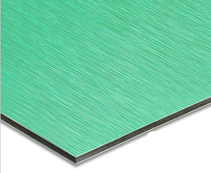 stokta 1220*2440mm fırçalanmış alüminyum panel PVDF kaplanmış, perdeler için hava durumuna dayanıklı ISO 9001Factory