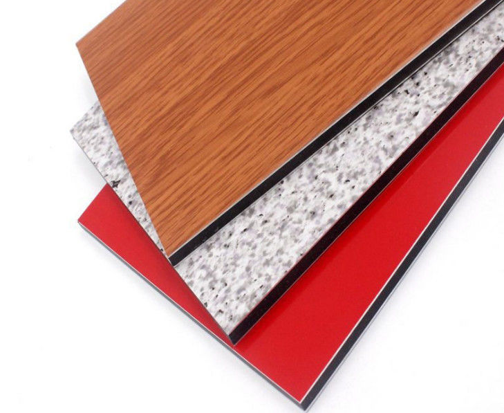 OEM Fabrika Ahşap Tanesi ACP 4mm, PVDF Kaplama, Dış İç Duvar Kaplamaları için Yüzeyi Çizik Karşıtı