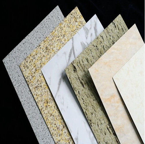 Sıcak Satış 4x8 ft Mermer Deseni ACM PE Kaplama, Mat Finish, Mağaza İç Duvarı için Kolay Kurulum ISO 9001 Fabrikası