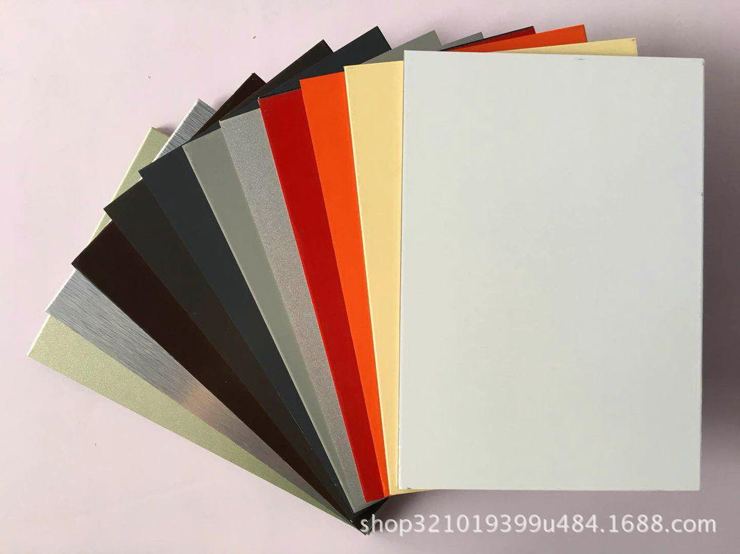Reklam Fascia 1250mm 1500mm PVDF ACP Alucobond Çizim Alüminyum Kompozit Panel Perdeler için Perdeler İçerideki Sığınak