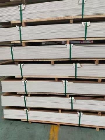 3mm 4mm 5mm PE Alüminyum Kompozit Panel Solid Metalik Parlak Çift Taraflı Renkli