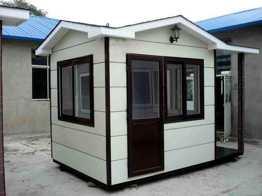Lüks Modern Prefab Ev. 3 yatak odalı konteyner ev, kolayca monte edilebilir Alüminyum kompozit paneller kullanılarak.