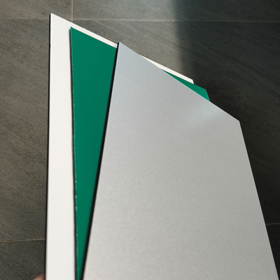 ACP PE Alüminyum Kompozit Panel Kaplama Levhaları İçin 1220mm Perde Duvar Dekorasyonu
